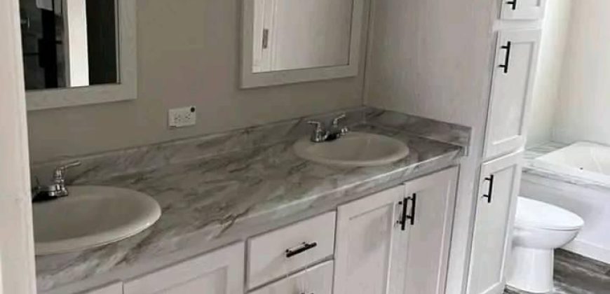 32 x 72 4bed 2bath